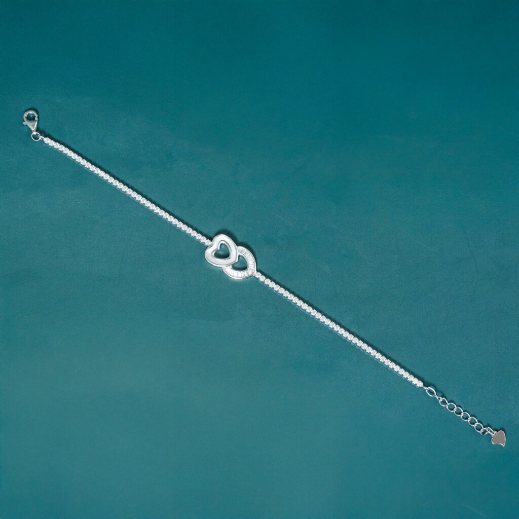 Wamikaa 925 Starling Silver Heart Bracelet with CZ Stones.